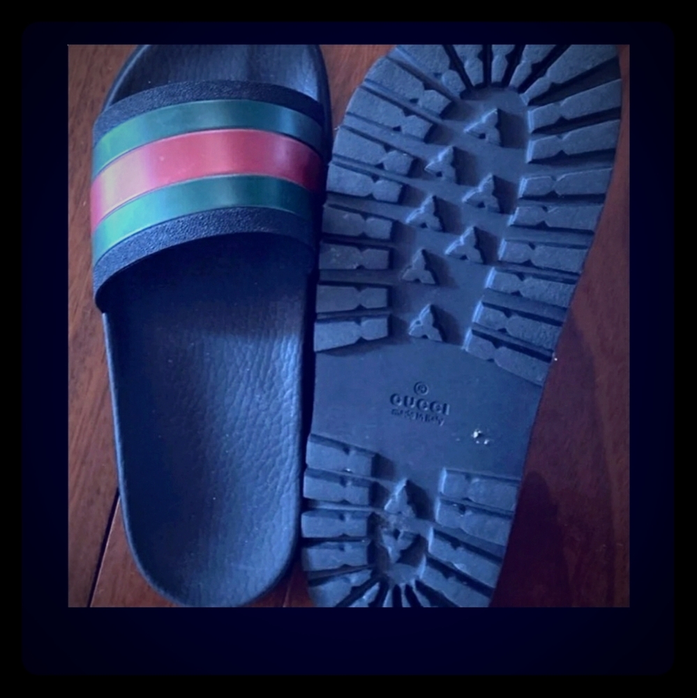 Almost new Gucci trek Web slides in demand this yr